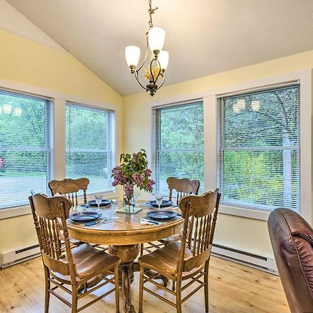 Charming Retreat Near Downtown Frankfort And Beaches Exteriör bild