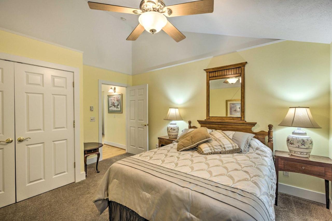 Charming Retreat Near Downtown Frankfort And Beaches Exteriör bild