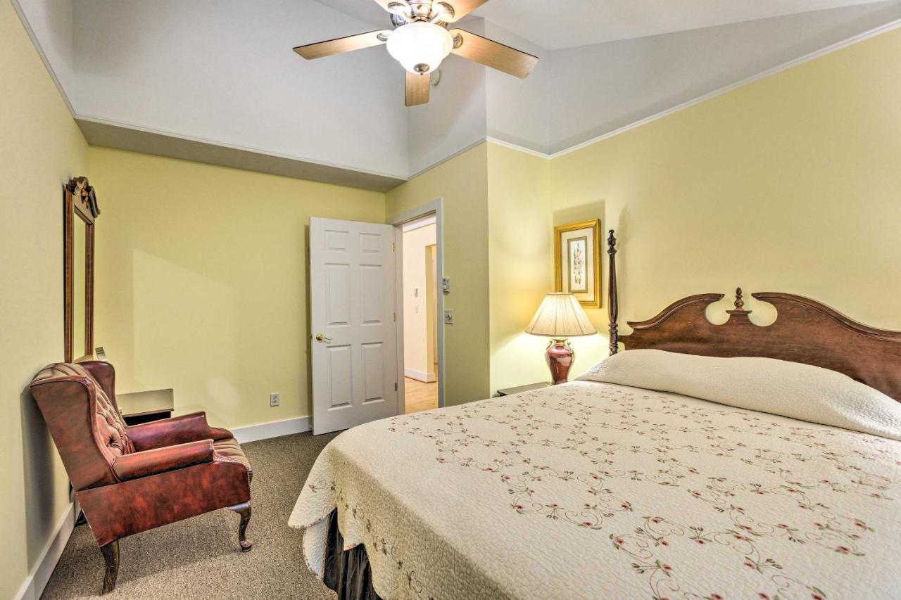 Charming Retreat Near Downtown Frankfort And Beaches Exteriör bild